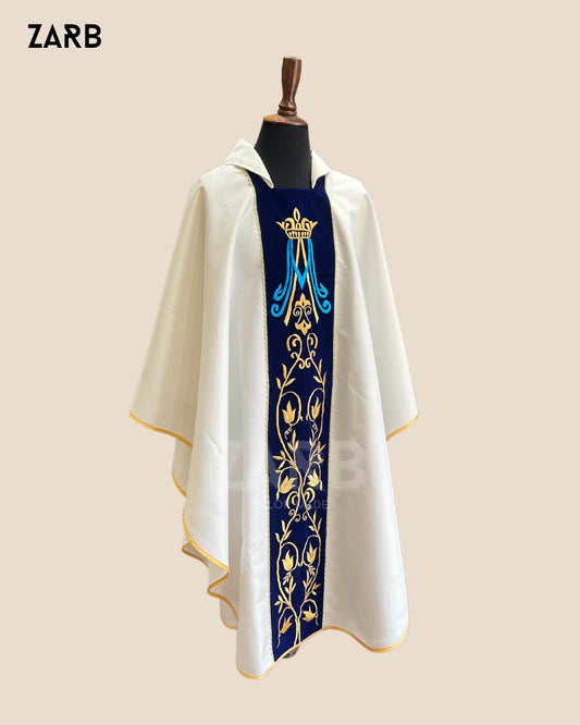 Schwarze römische Soutane