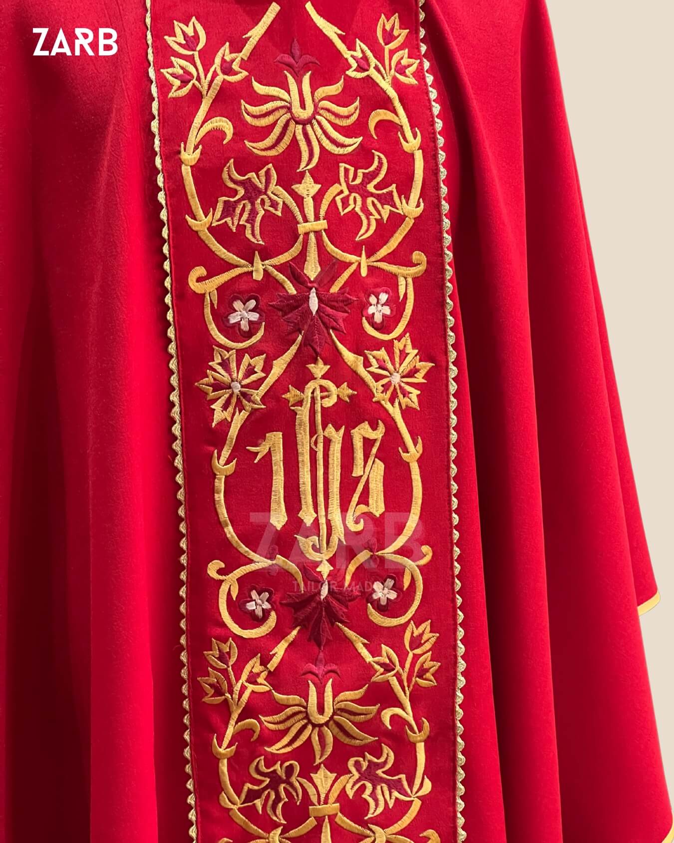 Traditional roll collar red priest chasuble gold satin trim and white piping ZARB Tailor Made